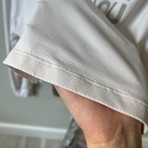 Lululemon top - Picture 4 of 9